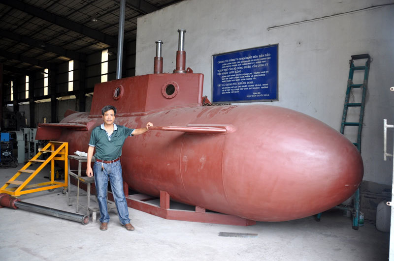 Doanh nhân Việt đầu tiên có tàu ngầm