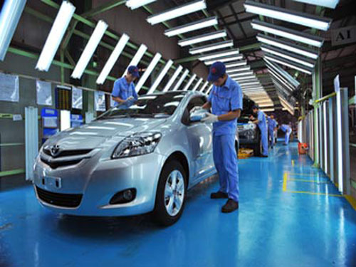 Phát triển công nghiệp ô tô Việt Nam: Cú hích đột phá?