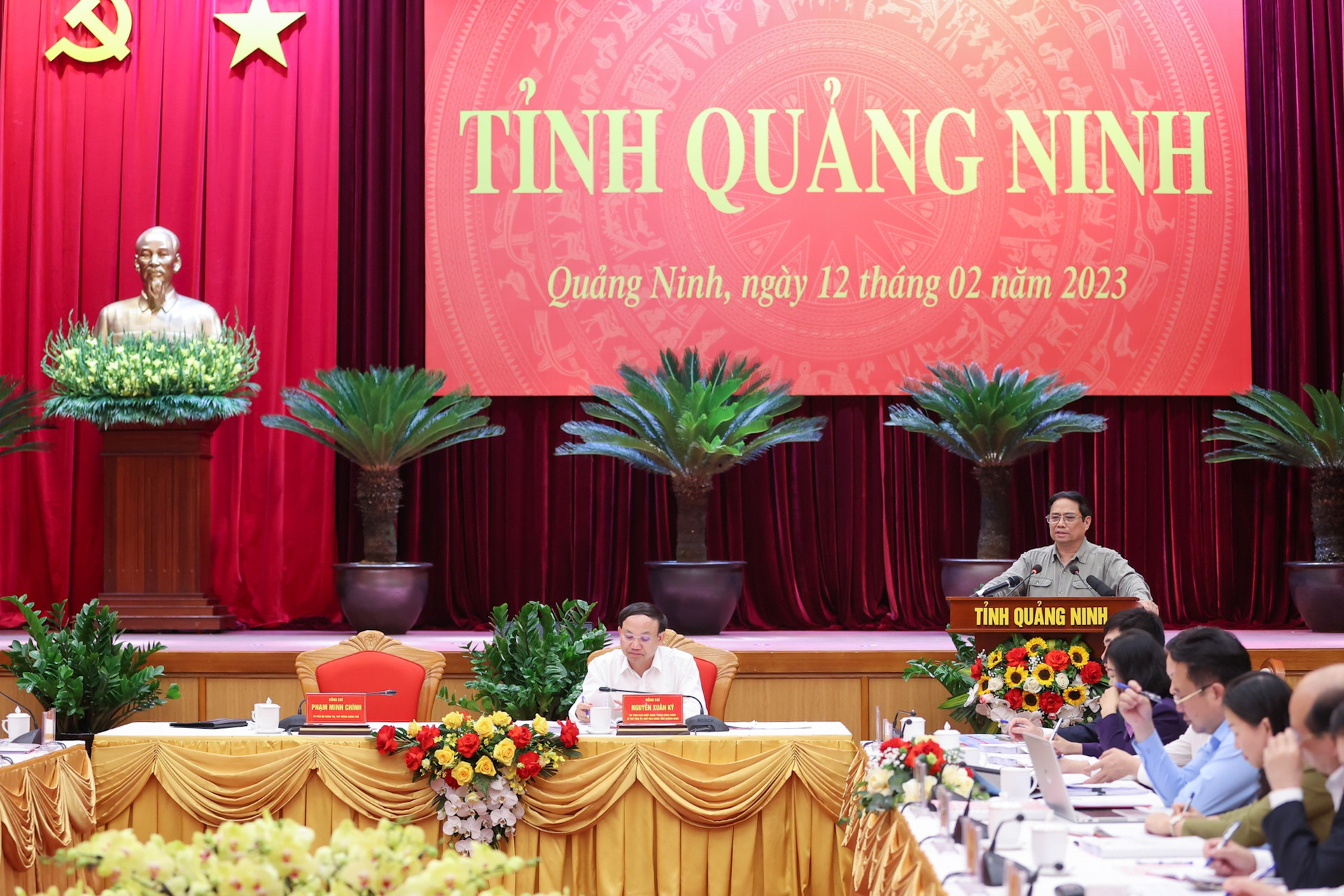 Thủ tướng Phạm Minh Chính kỳ vọng Quảng Ninh vươn lên tầm cao mới, giàu có và sạch đẹp