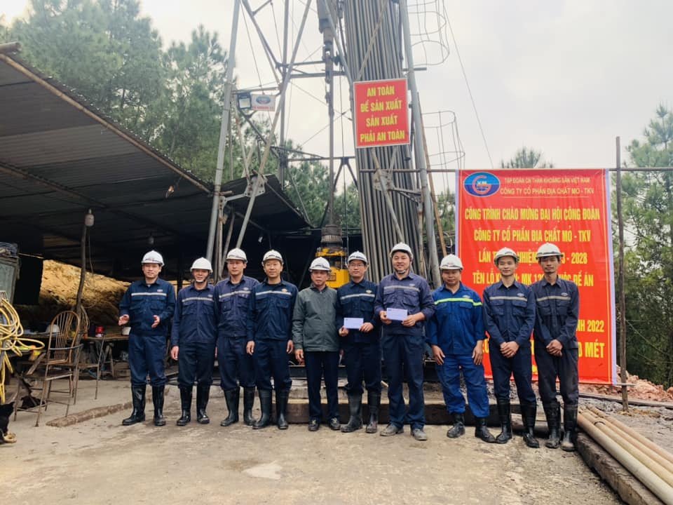 TKV hoàn thành lỗ khoan thăm dò sâu kỷ lục tại bể than Quảng Ninh